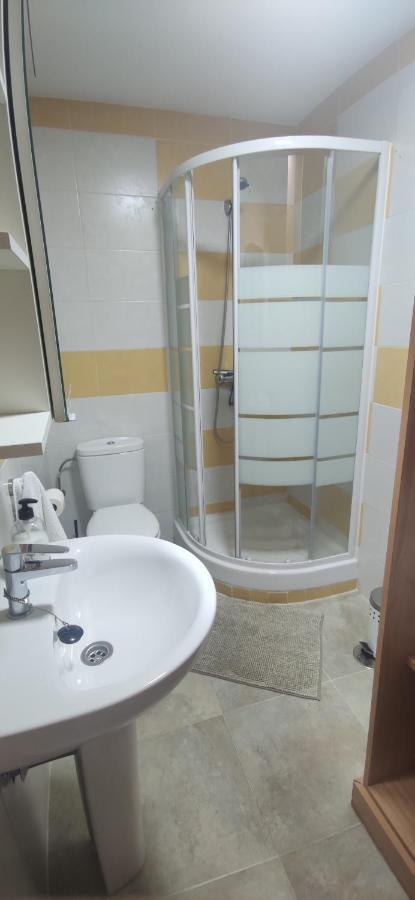 Apartamento Lorena Нерха Екстериор снимка